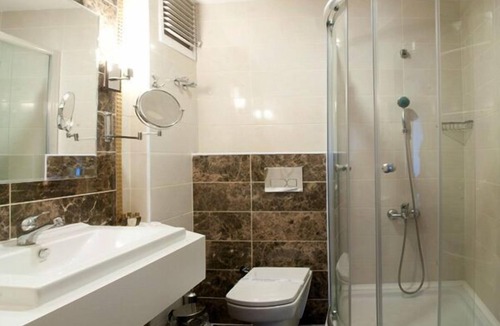 Akdeniz Hotel | Othello Hotel
