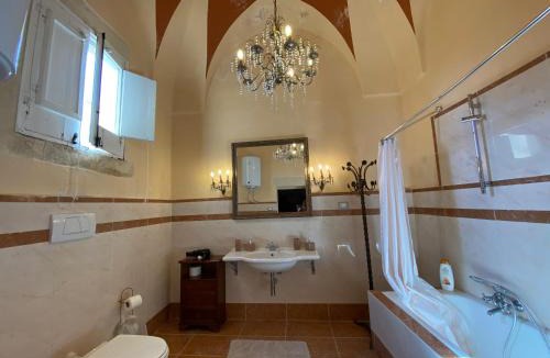San Pietro in Lama Bed & Breakfast | Palazzo de Carlo e il parco dei 7 pozzi
