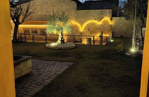 L'Aquila House | PALAZZO PASCALI suite in the historic center of L'Aquila with garden view