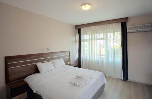 Kucukkuyu Hotel | Palm Beach Hotel