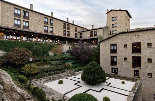 Sos del Rey Catolico Hotel | Parador de Sos del Rey Católico