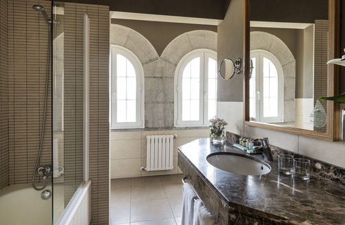 Les Masies de Roda Hotel | Parador De Vic Sau