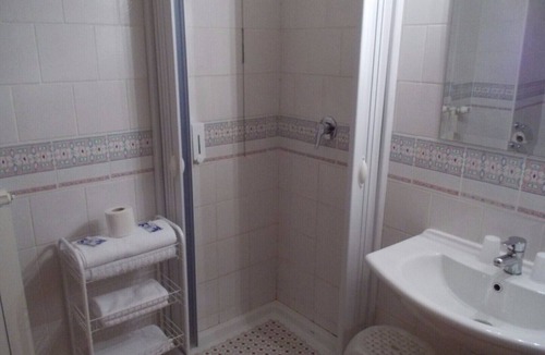 Ospedaletto D'Alpinolo Hotel | PARTNER ROOM - ROYAL HOTEL