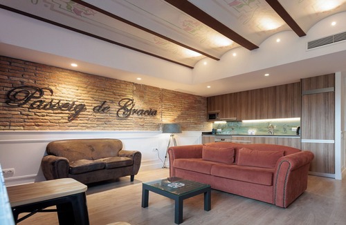 Eixample Apartment | Passeig de Gracia by Enjoybcn