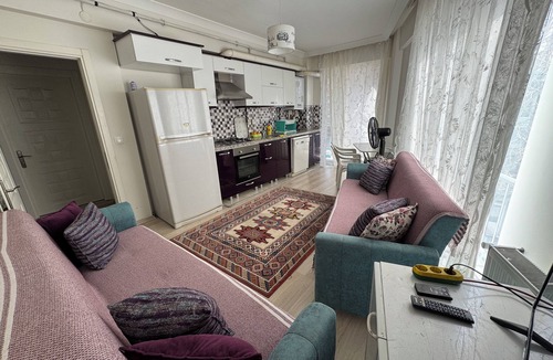 Canakkale Apartment | Peaceful Home with Center in Charming Çanakkale