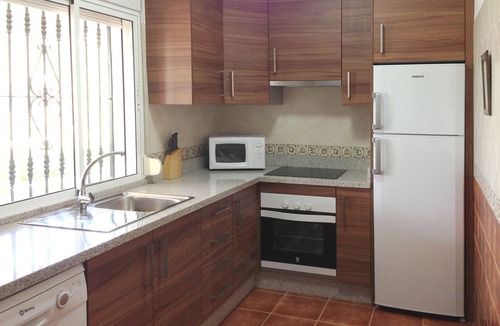Competa Villa | Peaceful villa minutes from Competa with private pool, free wi-fi and air con.