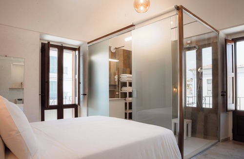 Scafa Bed & Breakfast | Per Vacanze e Lavoro, Comfort a 900m dal Casello Scafa-alanno Della A25