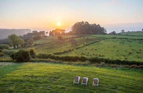 Lloreda House | Perfect getaway on the coast with your couple