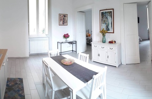 San Giorgio a Cremano Apartment | Period villa on Via Matteotti in San Giorgio a Cremano