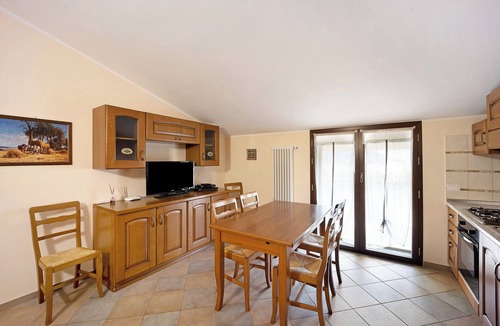 San Bartolomeo Apartment | Pet Friendly Apartment 'Virginia Agriturismo La Scuderia' with Wi-Fi