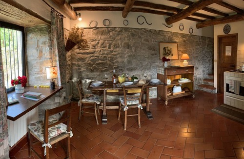 Londa House | Pet-friendly cosy cottage+poolclose to Florence. Great views. Capannina. sleeps2