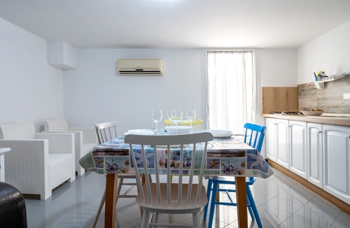 Leporano House | Pet-Friendly Holiday Home "A casa di Pietro Quattro"