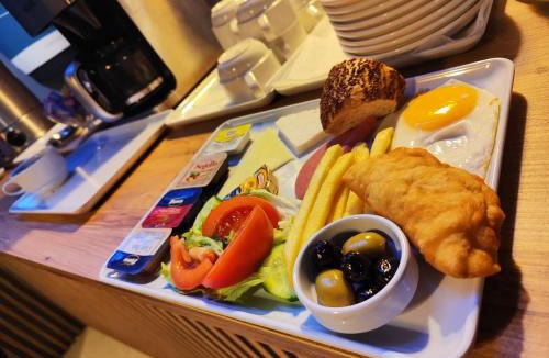 Pendik District Hotel | PETRA HOTEL TUZLA