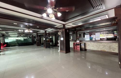 Chan Kasem Apartment | Phongsathon Mansion