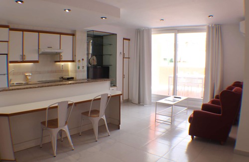 Roses Town Center Apartment | Pi Sunyer 4 4B - Studio Apartment, Sleeps 2