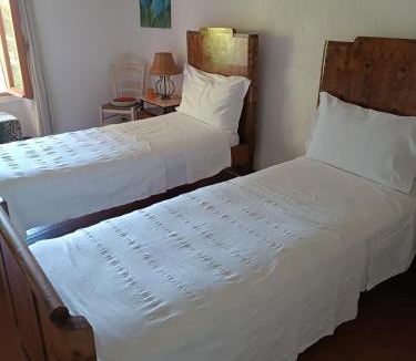 Mengara House | Pilgrim Rooms