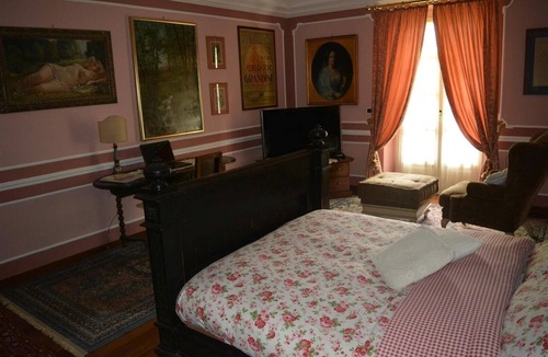 Piossasco Bed & Breakfast | Pink room at Villa Mirano Bed and BreakFast Piossasco - Turin - Piedmont