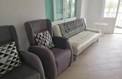 Molino del Chirrete Apartment | Piso en primera línea con wifi y vistas al mar