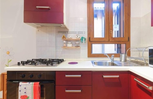 Historic Center Apartment | Pisolo in città home holidays inside the city center