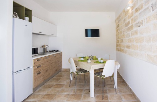 Pisticci Apartment | Pisticci (MATERA): IL DELFINO - Unit B (all inclusive)