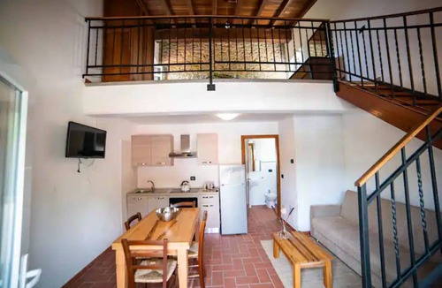 Masero Apartment | Podere di Emore - n. 1 - App. on the Francigena with swimming pool and Wi Fi