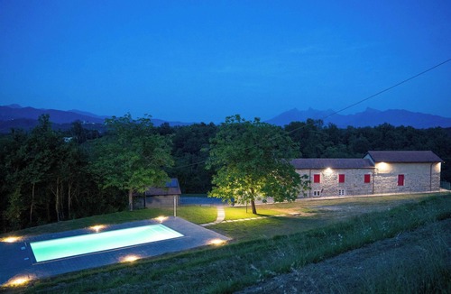 Masero Apartment | Podere di Emore - n. 1 - App. on the Francigena with swimming pool and Wi Fi
