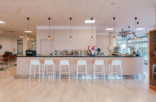 Calpe Apartment | Port Europa Hotel