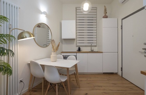 Guastalla Apartment | Porta Vittoria apartments by Rentopolis