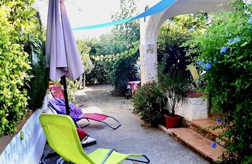 El Mas Bosca Villa | Pretty villa with garden Rosas