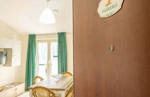 Ospedaletto D'Alpinolo Apartment | Private apartment overlooking the greenery of Natura (Passero 5)