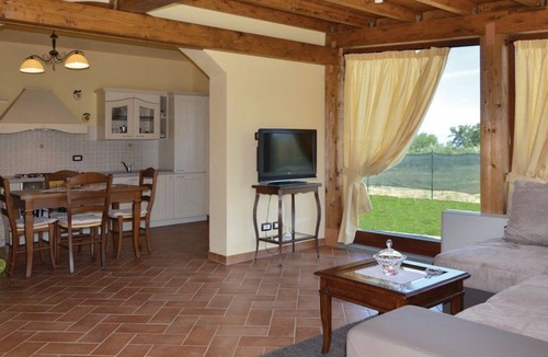 Ferretto Villa | Private Villa with WIFI, private pool, A/C, TV, pets allowed, panoramic view, close to Cortona