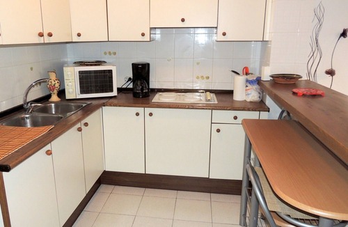 Roses Town Center Apartment | PROA 1 4 Roses