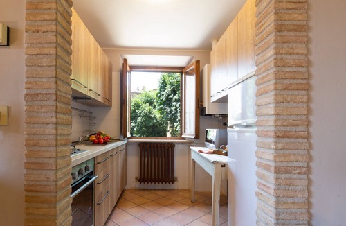 Pievefavera House | Quiet property set in a genuine context between nature and culture.