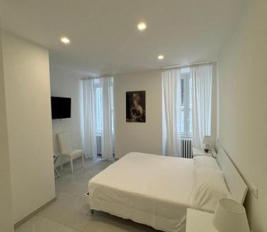 Centro Storico Apartment | Re House Suite & Deluxe Apartament
