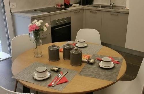 Maranello Apartment | RED MELOGRANO detached apartment with garden near Ferrari Museum