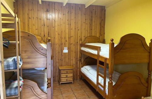Montferrer I Castellbo Hostel | Refugi La Basseta