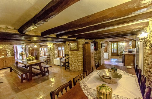 Santa Oliva Villa | Regal Retreat with extra large pool near Sitges