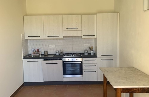 Montegrosso dʼAsti House | Relais "Podere le Gaggie" apt "Il Fienile Alba Asti Nizza