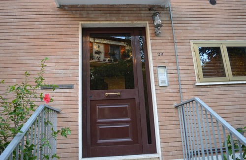 Assisi Apartment | Renovated apartment a stone's throw from the center of Assisi-up to 6 people