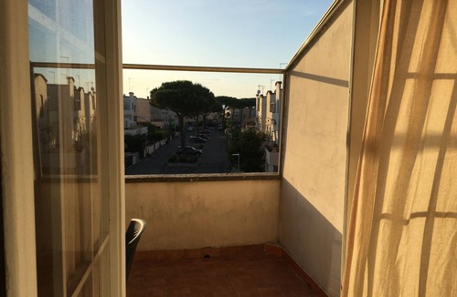 Marina di Cerveteri Apartment | Residence "L 'Approdo" with swimming pool and tennis courts very close to the sea