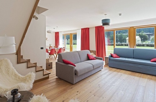Gressoney-Saint-Jean Apartment | Residence in Gressoney-saint-jean with 3 bedrooms sleeps 10