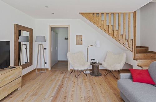 Gressoney-Saint-Jean Apartment | Residence in Gressoney-saint-jean with 3 bedrooms sleeps 10