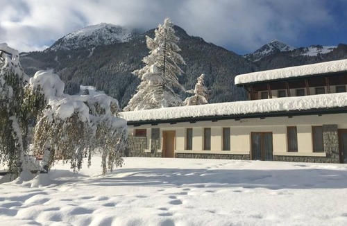 Gressoney-Saint-Jean Apartment | Residence in Gressoney-saint-jean with 3 bedrooms sleeps 10