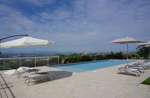 Sant'Elpidio a Mare Apartment | Resort Horizons