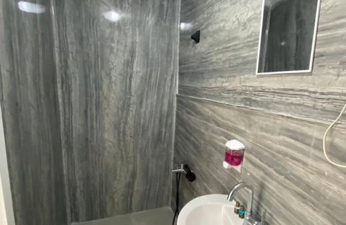 Pendik Cabin | Retro Suites
