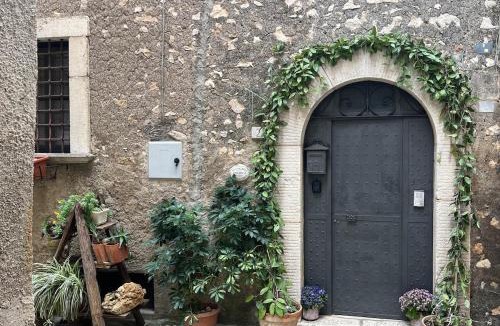 Sermoneta Apartment | Rifugio Di Pace - Vista e Cucina Attrezzata