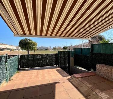 Oropesa del Mar Apartment | Rio Palancia II, Disfruta de una estancia en Familia, con Wifi y Parking Gratuito e Smart Tive, Una estancia de Cinco estrellas