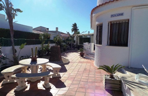 Riumar House | Riumar 'Pescador', 200m to beach, private pool, On-Site-Service, dog beach