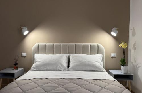 Fondi House | Riviera Smart Rooms