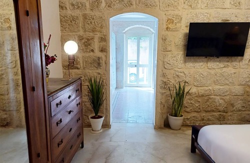 Donnalucata Apartment | Romantic historical house newly refurbished - ONLY 250 mt from the beach